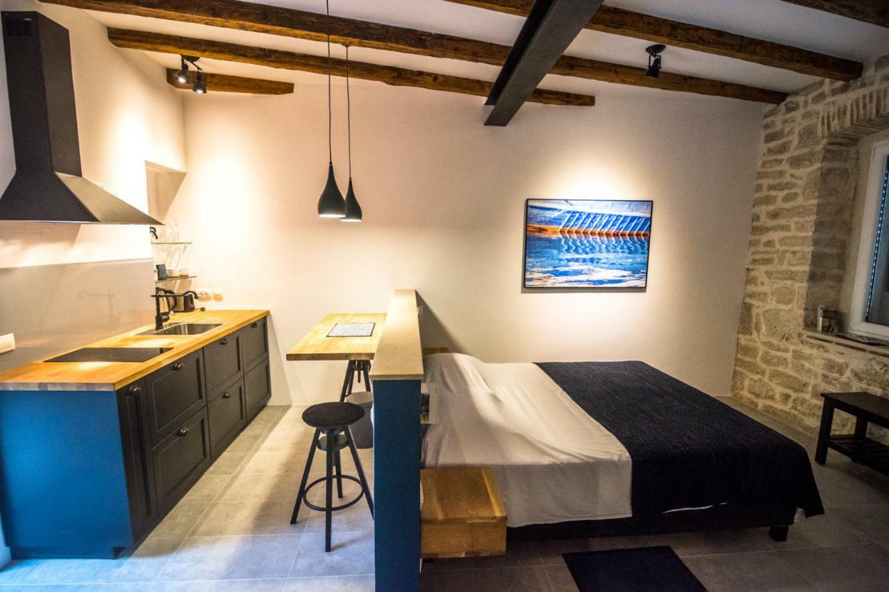 Studio Bluestone Rovinj Exterior photo